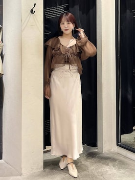 「mysty woman（ミスティウーマン）のバックストラップミュール 639499（サンダル、ホワイト系）」を使った、maika10008さん（レディース）の春コーディネート