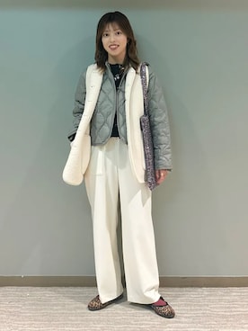 「アイテム（バレエシューズ）」を使った、福西さん（レディース・160cm）の冬コーディネート