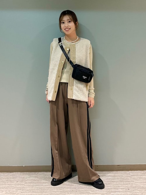 SHIPS Primary Navy Label:ピンタック ジャージー ライン パンツ