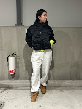「NIKE」｜「アイテム（スウェットパンツ）」を使った、Nike Yokohama Vivreさん（レディース・156cm）の秋コーディネート