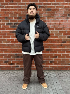 「JORDAN BRAND（ジョーダンブランド）のアイテム（スニーカー）」を使った、Nike Yokohama Vivreさん（メンズ・178cm）の冬コーディネート