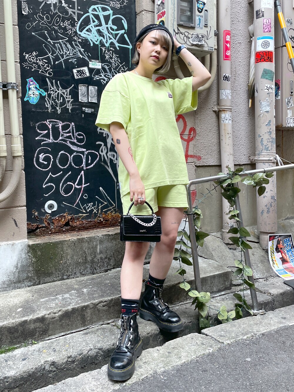 プレゼントに X-girl FAUX CROC 2WAY MINI BAG 差し色に X-girl（エックスガール）の「【X-girl /エックスガール】 FAUX