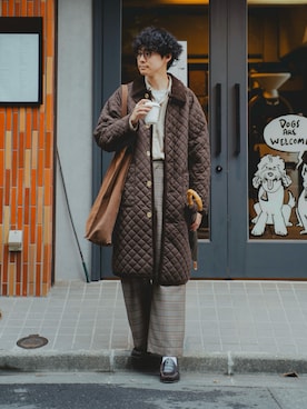 「アイテム（ステンカラーコート）」を使った、三木 克海さん（メンズ・175cm）の秋コーディネート