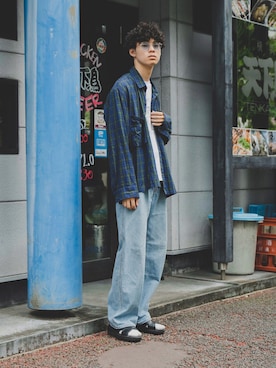 「THEE（シー）のアイテム」を使った、三木 克海さん（メンズ・175cm）の夏コーディネート