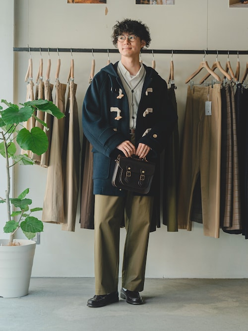 「GLENROYAL（グレンロイヤル）の【GLENROYAL/グレンロイヤル】SATCHEL BAG 9INCH/サッチェルバッグ9インチ（ショルダーバッグ）」を使った、三木 克海さん（メンズ・175cm）の夏コーディネート