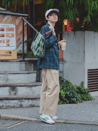 「Topologie(トポロジー)のSummit Tote Wide Medium(サミット トート ワイド ミディアム)(ショルダーバッグ)」を使った、三木 克海さん(メンズ・175cm)の秋コーディネート