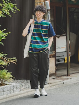 「MACKINTOSH PHILOSOPHY（ﾏｯｷﾝﾄｯｼｭ ﾌｨﾛｿﾌｨｰ）のアイテム」を使った、三木 克海さん（メンズ・175cm）の夏コーディネート