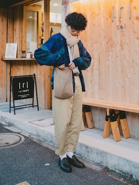 「SETTO（セット）のアイテム（パンツ）」を使った、三木 克海さん（メンズ・175cm）の秋コーディネート