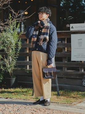 「アイテム（チノパンツ）」を使った、三木 克海さん（メンズ・175cm・20代）の冬コーディネート