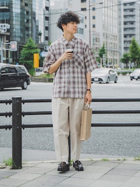 「CREARE -LINO-（クレアーレリノ）のアイテム（トップス）」を使った、三木 克海さん（メンズ・175cm）の夏コーディネート