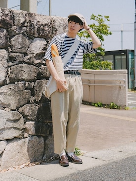 「SETTO（セット）のアイテム（パンツ）」を使った、三木 克海さん（メンズ・175cm）の春コーディネート