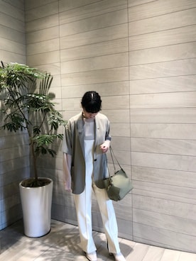 「CAPRICIEUX LE'MAGE（カプリシューレマージュ）のアイテム（サロペット/オーバーオール）」を使った、umi_lemageさん（レディース・161cm）の秋コーディネート