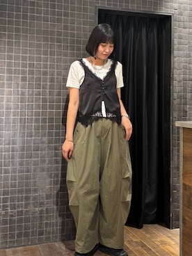 「JEANASIS（ジーナシス）のミリタリータックボリュームパンツ/657336（その他パンツ、グリーン系）」を使った、まるさん（JEANASIS）さん（レディース・171cm）の夏コーディネート