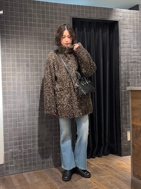 「アイテム（ムートンコート）」を使った、まるさん（JEANASIS）さん（レディース・171cm・30代）の冬コーディネート