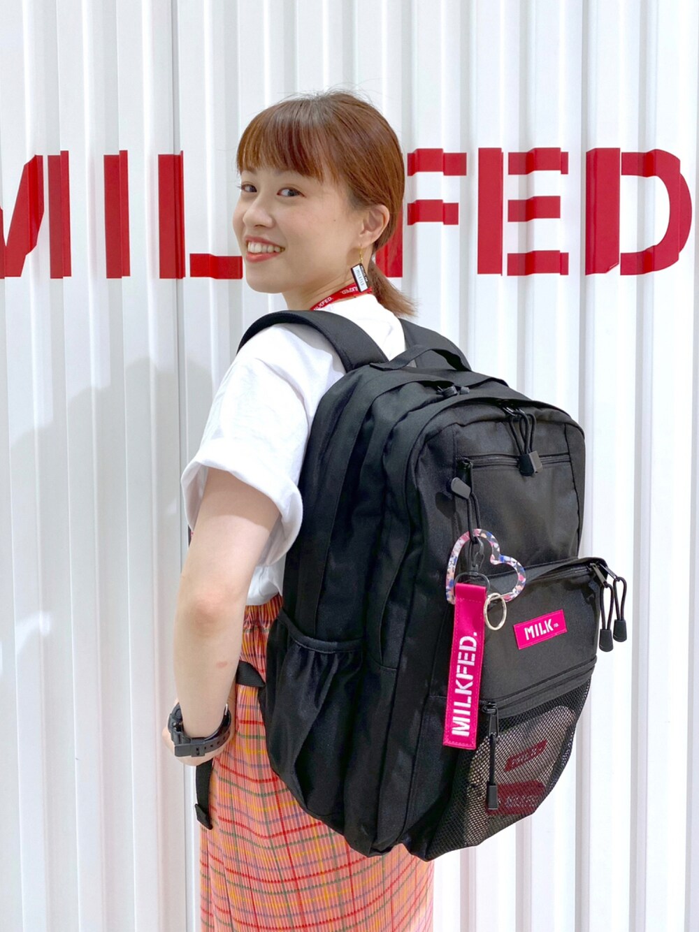 「低身長コーデ、カラーコーデ、大人かわいい、ピンク、バックパック、リュック、MILKFED.、ガーリー、休日スタイル、いいね、save、フォローお願いします🤑」｜「MILKFED.のMF NECK STRAP（その他雑貨、レッド系）」を使った、よねちゃんさん（レディース・148cm）の夏コーディネートの1枚目の写真