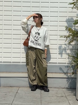 「アイテム（カーゴパンツ）」を使った、きくさん（レディース・155cm）の秋コーディネート
