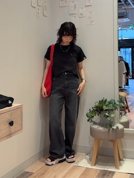 「U.S. POLO ASSN.（ユーエスポロアッスン）の【U.S. POLO ASSN.】クロップドT（Tシャツ/カットソー、ブラック系）」を使った、おきくさん（レディース・155cm）の夏コーディネート