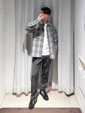 「GLOBAL WORK（グローバルワーク）のマイニチ多機能クルーTシャツ/長袖/1023339（Tシャツ/カットソー、ホワイト系）」を使った、onkitiさん（メンズ）の秋コーディネート