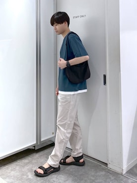 「GLOBAL WORK（グローバルワーク）の撥水ライト5ポケミニショルダー/252341（ショルダーバッグ）」を使った、onkitiさん（メンズ・170cm）の夏コーディネート