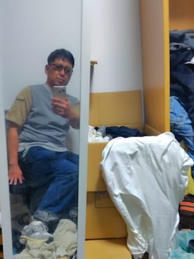 「アイテム（スニーカー）」を使った、ojisanyasuakiiwaiさん（メンズ・178cm・40代）の夏コーディネート