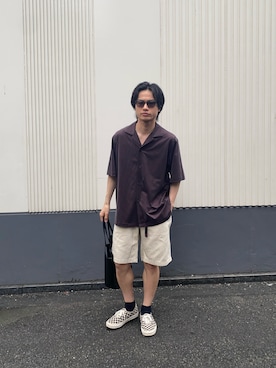 「Gramicci（グラミチ）のGramicci　HEMP G-SHORT（その他パンツ、ベージュ系）」を使った、eishiさん（メンズ・173cm）の夏コーディネート