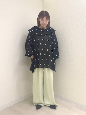 「LOWRYS FARM（ローリーズファーム）のニットパンプス 635642（パンプス、ブラック系）」を使った、のん  さん（レディース・154cm）の春コーディネート
