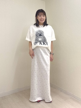 「LOWRYS FARM（ローリーズファーム）のストレッチサテンスカート　 290120（スカート、ホワイト系）」を使った、のん  さん（レディース・154cm）の春コーディネート