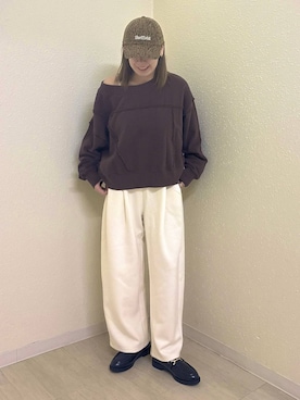 「アイテム（スウェットパンツ、ベージュ系）」を使った、のん  さん（レディース・154cm）の秋コーディネート
