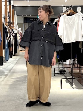 「アイテム（アクセサリー）」を使った、ピーコ✌︎さん（レディース・150cm）の春コーディネート