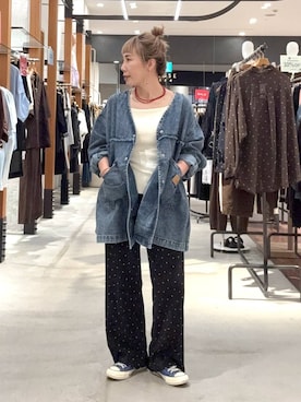 「LEPSIM（レプシィム）のプリーツイージー柄パンツ　1017585（その他パンツ、その他）」を使った、ピーコ✌︎さん（レディース）の夏コーディネート