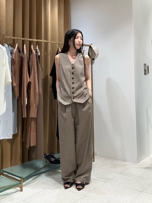 新品 定価59400円 ウィムガゼット ハァウ レザー バケット バッグ 本革 新品 定価59400円 ウィムガゼット ハァウ レザー バケット