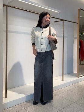 「アイテム（デニムスカート）」を使った、gotoさん（レディース・159cm）の秋コーディネート