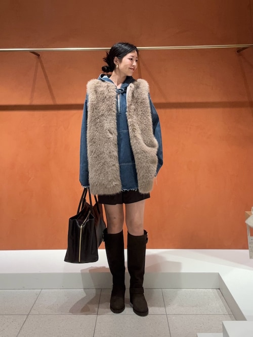 極美品　Whim Gazette THE PAUSE フェイクファーベスト Whim Gazette ベスト 【THE PAUSE】フェイクファージレ