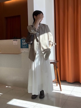 「Whim Gazette（ウィムガゼット）のリネンライクダブルテーラードジャケット（テーラードジャケット、ベージュ系）」を使った、gotoさん（レディース・159cm）の春コーディネート