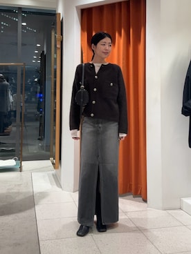 「アイテム（デニムスカート、グレー系）」を使った、gotoさん（レディース・159cm）の秋コーディネート