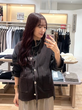 「アイテム（ベスト）」を使った、cossyさん（レディース・155cm・30代）の秋コーディネート