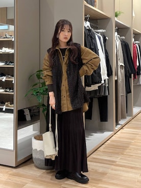 「アイテム（ベスト）」を使った、cossyさん（レディース・155cm・30代）の秋コーディネート