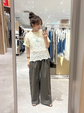 「GLOBAL WORK（グローバルワーク）のノンストレスリッチワイドパンツ/632962（その他パンツ、グレー系）」を使った、cossyさん（レディース）の夏コーディネート