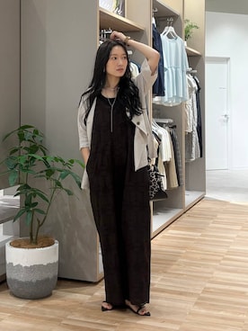 「アイテム（ノーカラージャケット）」を使った、cossyさん（レディース・155cm）の夏コーディネート