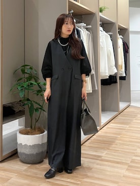 「アイテム（サロペット/オーバーオール）」を使った、cossyさん（レディース・155cm・30代）の秋コーディネート