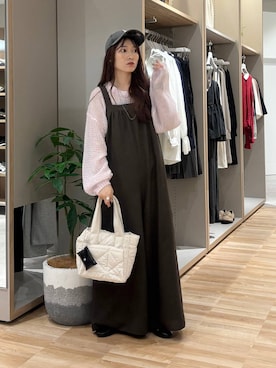 「アイテム（オールインワン・サロペット）」を使った、cossyさん（レディース・155cm・30代）の秋コーディネート