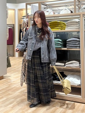 「アイテム（ジャケット/アウター）」を使った、cossyさん（レディース・155cm・30代）の秋コーディネート