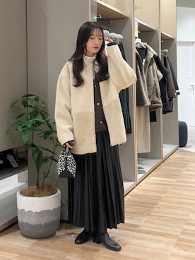 「アイテム（ノーカラージャケット）」を使った、cossyさん（レディース・155cm・30代）の秋コーディネート