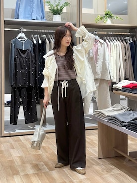 「GLOBAL WORK（グローバルワーク）のアイテム（トップス）」を使った、cossyさん（レディース・155cm）の春コーディネート