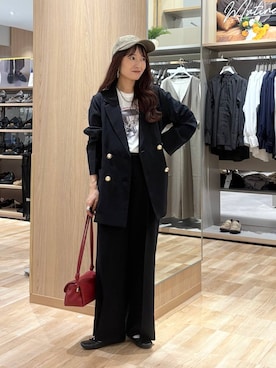 「アイテム（テーラードジャケット）」を使った、cossyさん（レディース・155cm・30代）の秋コーディネート