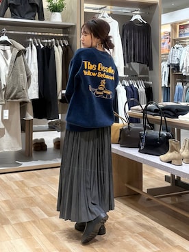 「アイテム（ショルダーバッグ、イエロー系）」を使った、cossyさん（レディース・155cm）の冬コーディネート