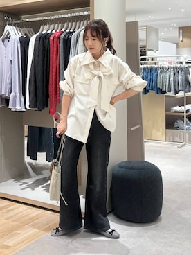 「アイテム（バレエシューズ）」を使った、cossyさん（レディース・155cm・30代）の秋コーディネート