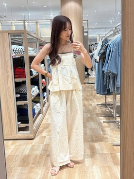 「アイテム（キャミソール、ブラウン系）」を使った、cossyさん（レディース・155cm）の夏コーディネート