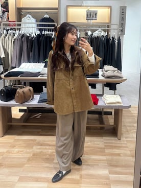 「アイテム（財布/小物、ベージュ系）」を使った、cossyさん（レディース・155cm）の秋コーディネート