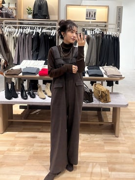 「アイテム（サロペット/オーバーオール）」を使った、cossyさん（レディース・155cm）の冬コーディネート